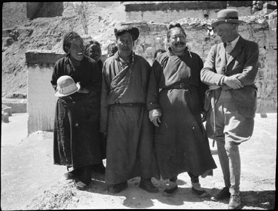 Dean and the Dzongpon of Gyantse