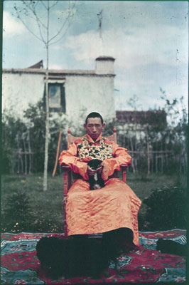 Reting Regent with dogs at Dekyi Lingka